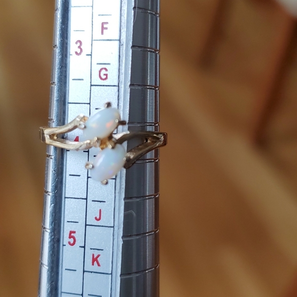 Simulated opal ring - Picture 4 of 4